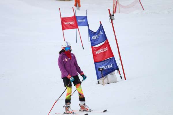 عکاسی از مسابقه خیریه اسکی اتاق بازرگانی ایران و سوئیس