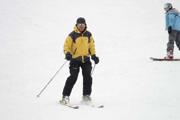 عکاسی از مسابقه خیریه اسکی اتاق بازرگانی ایران و سوئیس